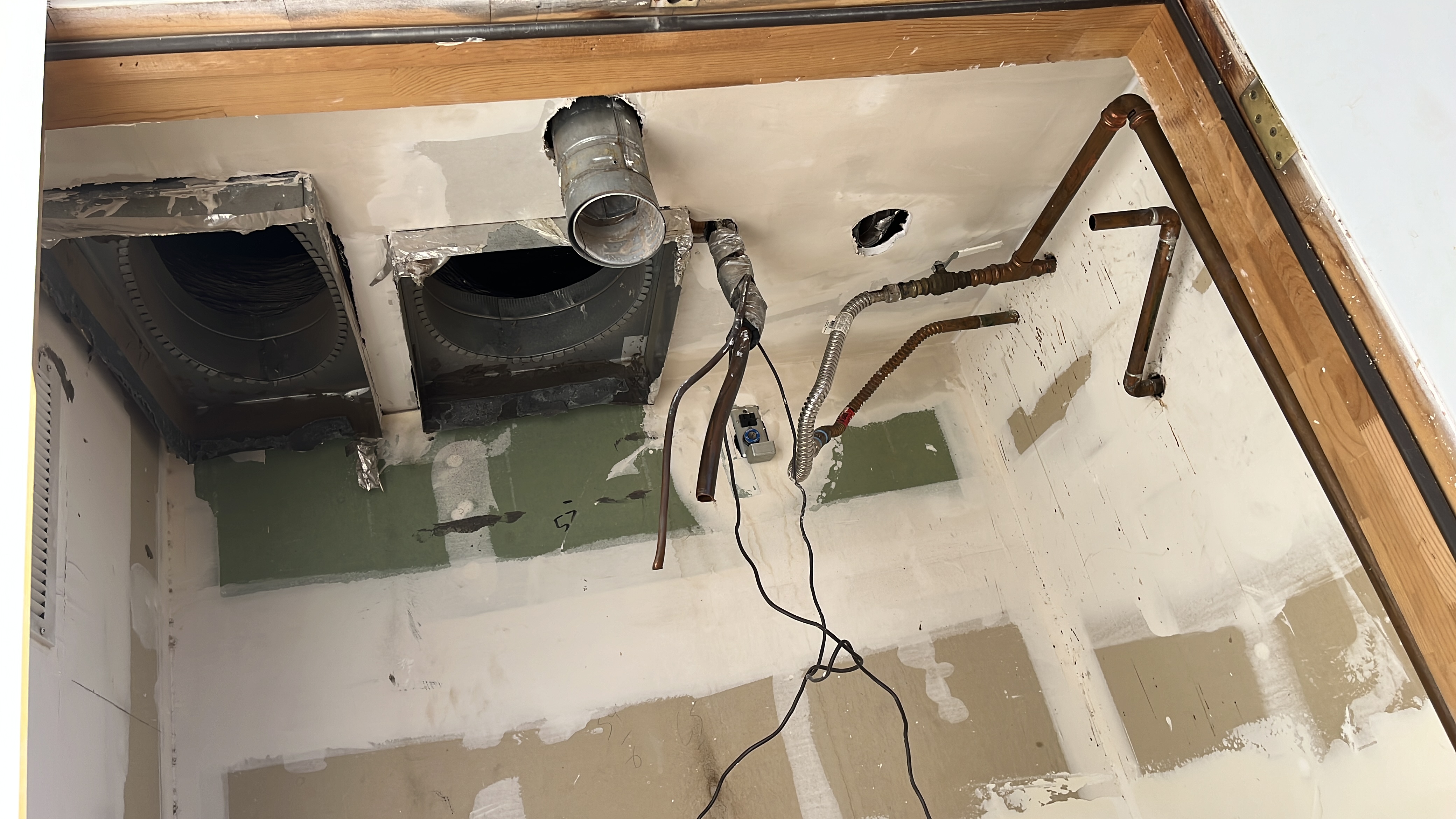 Professional ceiling repair in Tucson AZ